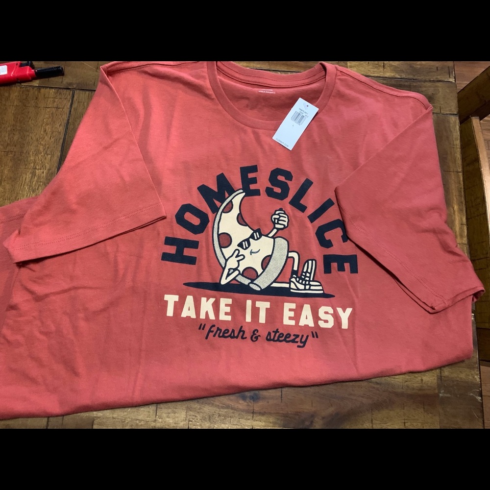 Old Navy Tshirt L NWT